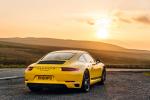 Porsche 911 Carrera T Coupe 2018 года (UK)